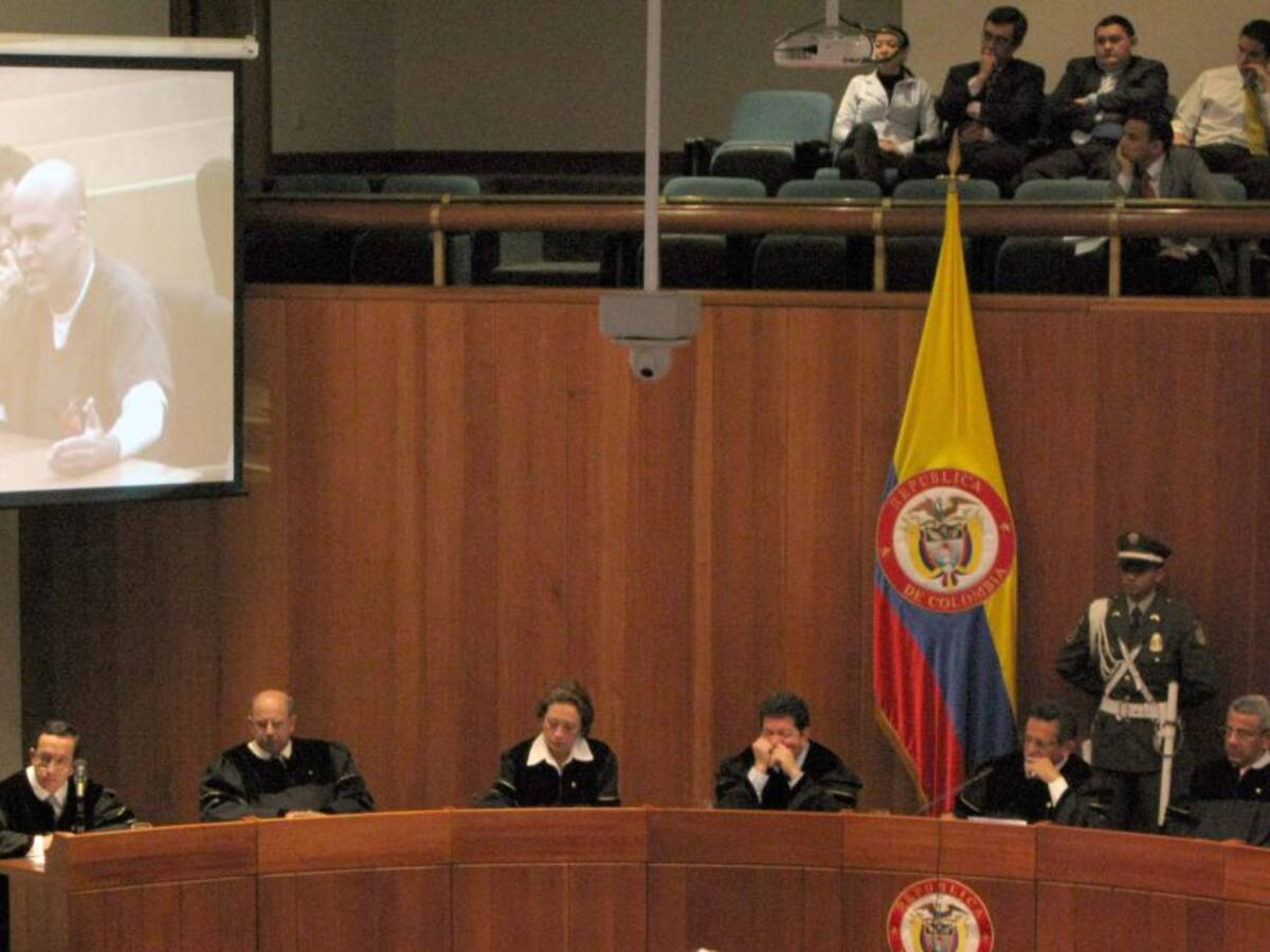Víctima de las AUC reclama con tutela la extradición de Mancuso a Colombia
