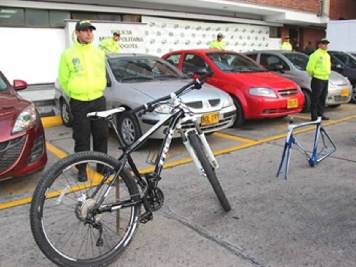 Recuperan vehículos robados en la zona de frontera con Ecuador