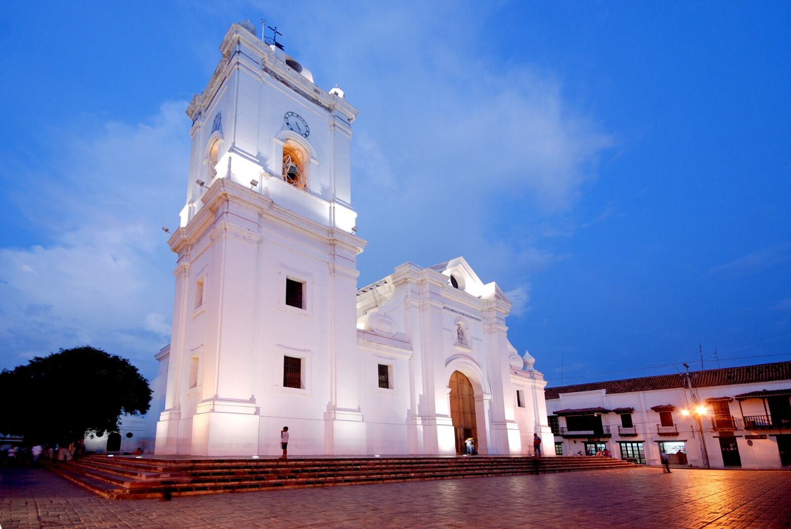 Catedral Basílica de Santa Marta . Cotelco Magdalena
