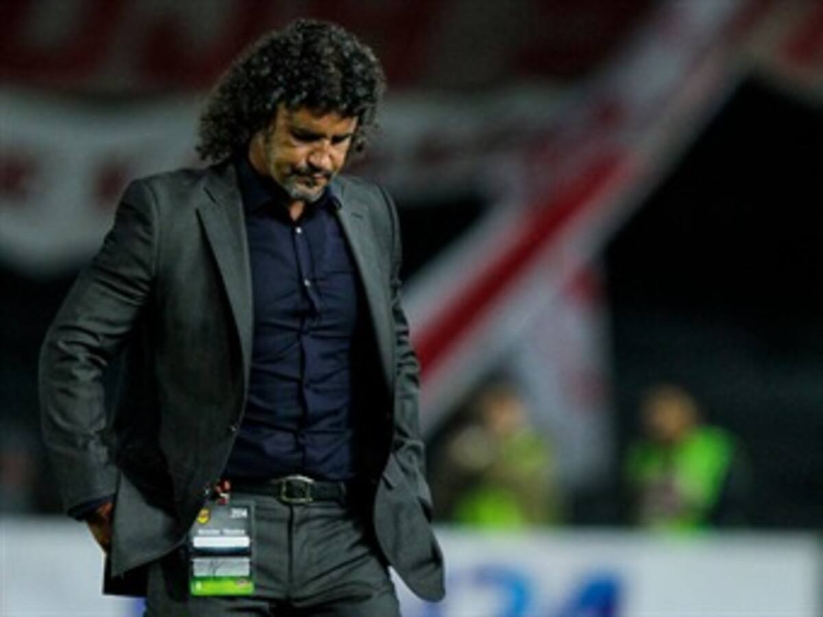 Leonel Álvarez sale del Deportivo Cali y llega Héctor Cárdenas