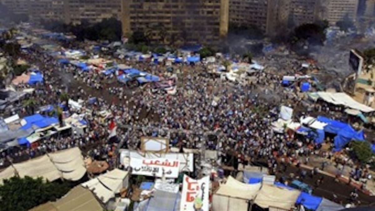 Egipto en estado de emergencia. Más de 150 muertos y 1.400 heridos