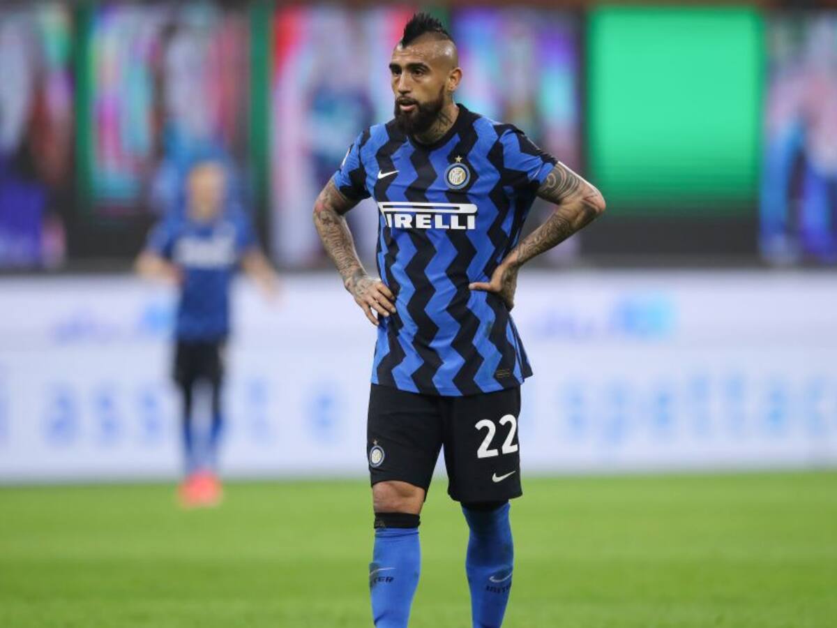 Arturo Vidal será operado de la rodilla izquierda y será baja por un mes