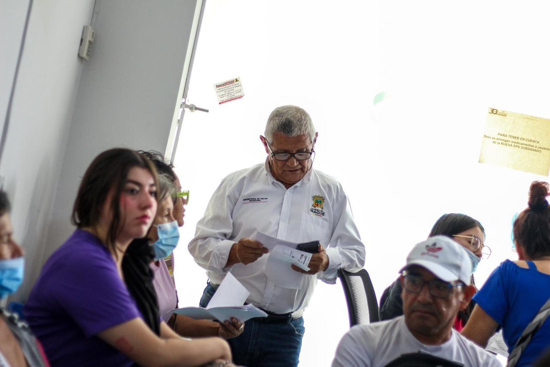 Operativos en farmacias de Ibagué