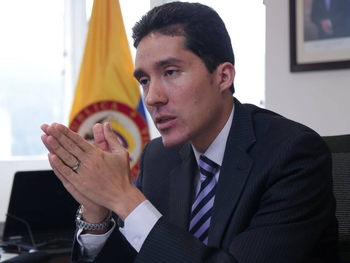 “Proyectamos un aumento del salario mínimo entre 2% y 2,5%”: Fedesarrollo