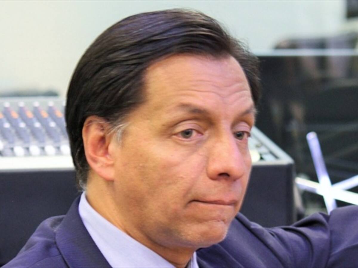 El caso de Pretelt es inédito en Colombia: Héctor Riveros