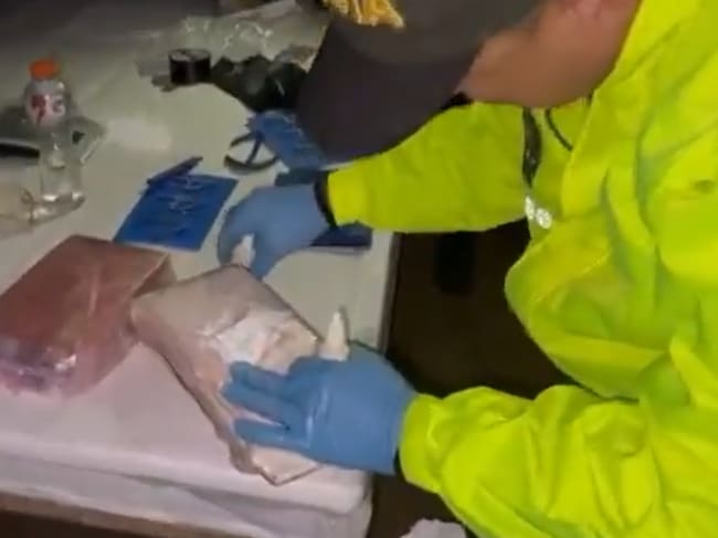 El operativo conjunto, desarrollado en una región del Cauca, se concentró en estupefacientes que pertenecían a disidencias armadas.
(Foto: Cortesía MinInterior Ecuador)