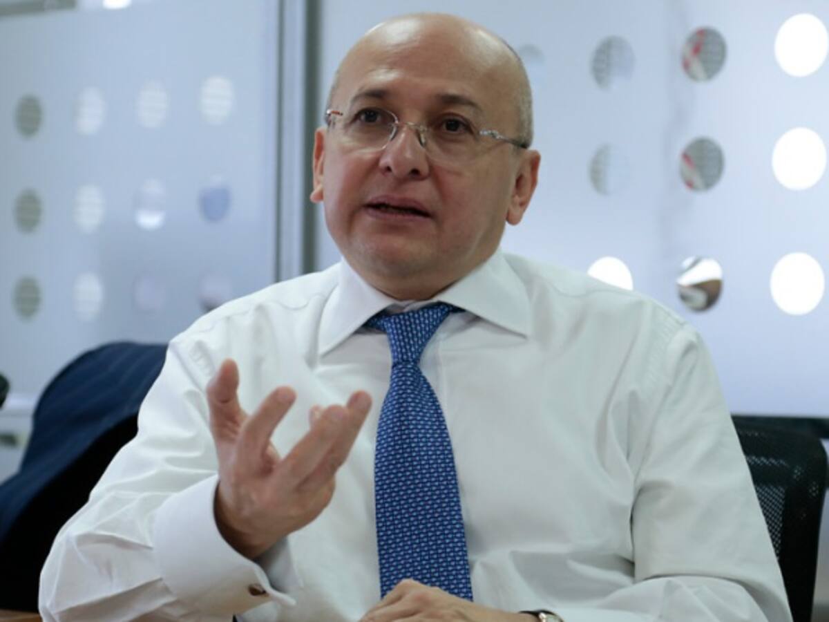 Montealegre demandará el conjunto de la reforma al equilibrio de poderes