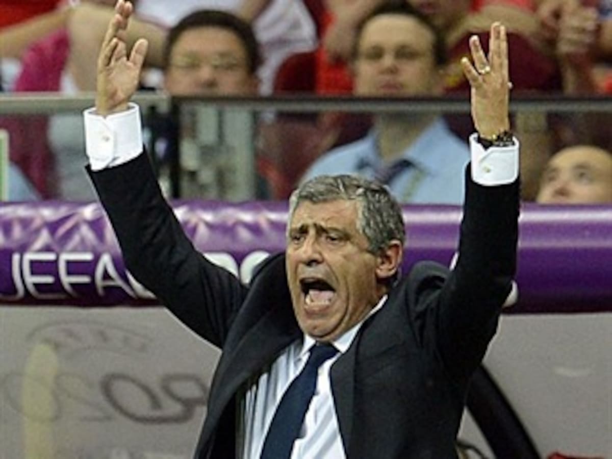 Santos: 'Grecia no está en la Eurocopa de vacaciones'