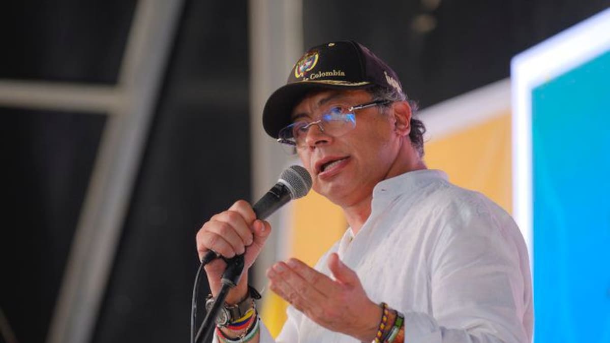 Petro lidera cabildo abierto en Barranquilla para impulsar nueva consulta popular