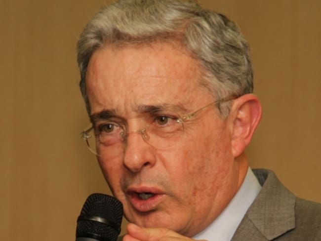 No cabe en la cabeza las millonarias sanciones a las azucareras: Álvaro Uribe