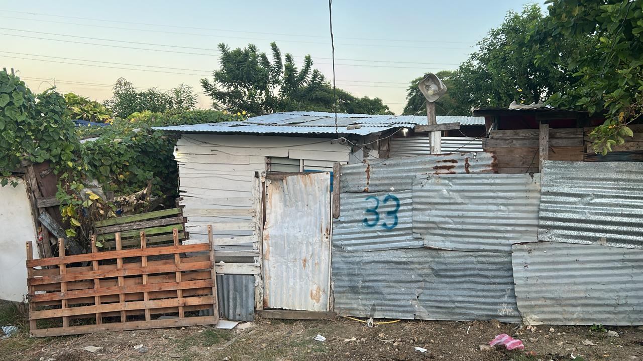 Vivienda en el sector Loma Roja, en el barrio La Manga de Barranquilla