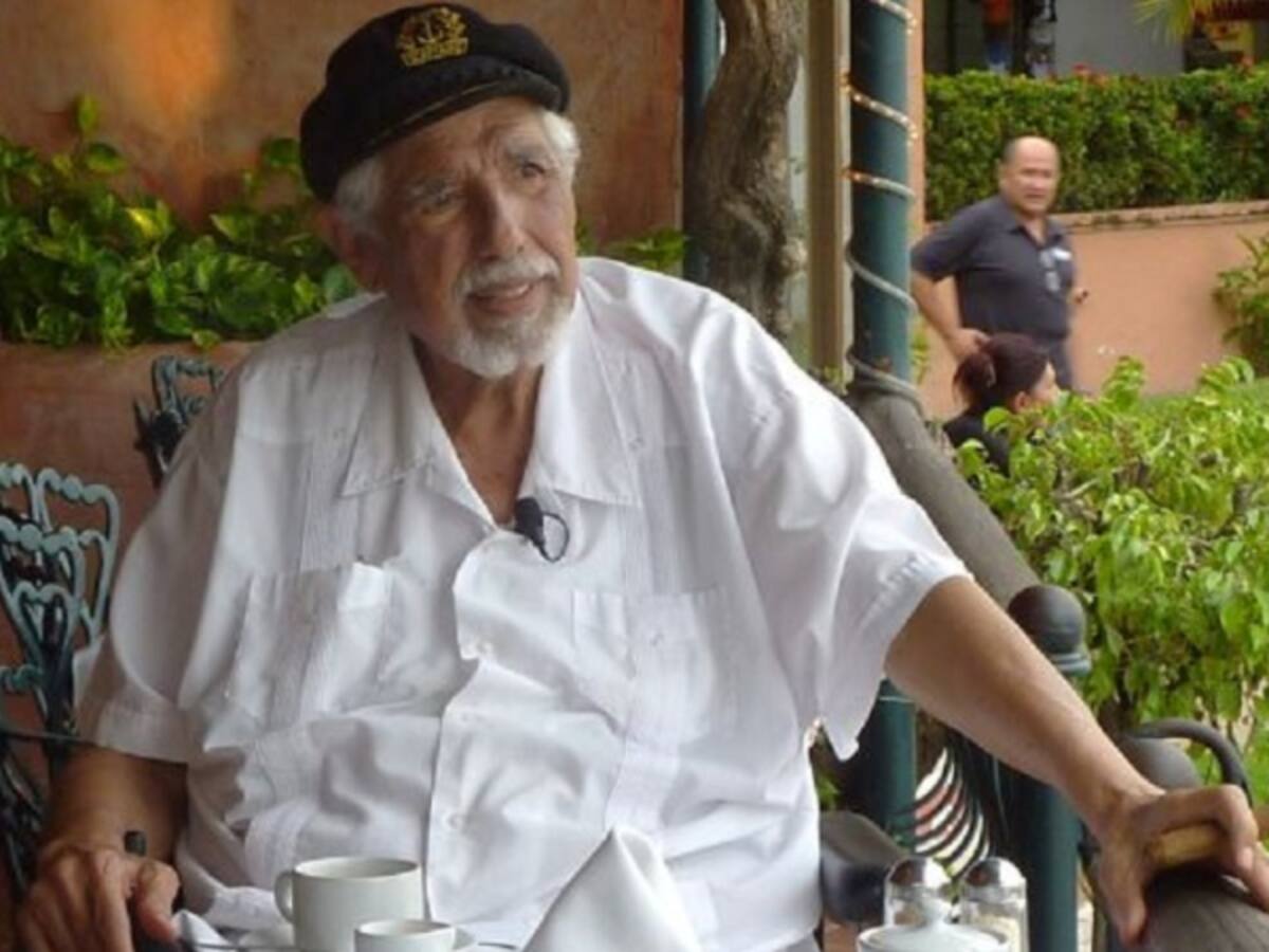 'Profesor Jirafales' se recupera de una neumonía, aclara su hija