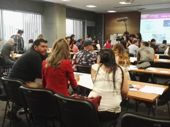 Profesores de Medellín podrán acceder a otras 100 becas de maestría