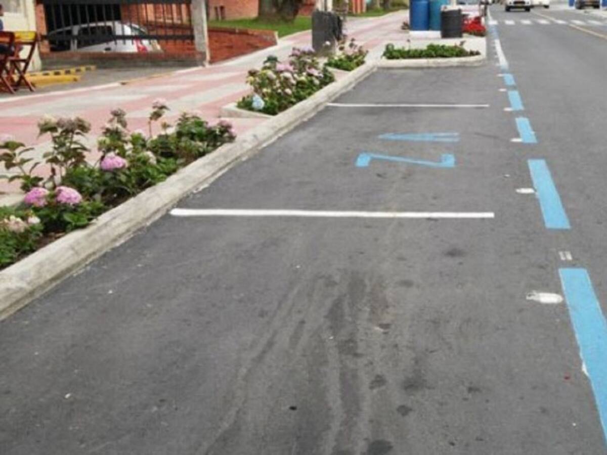 Concejo analiza cambio de operador para las zonas azules de Manizales