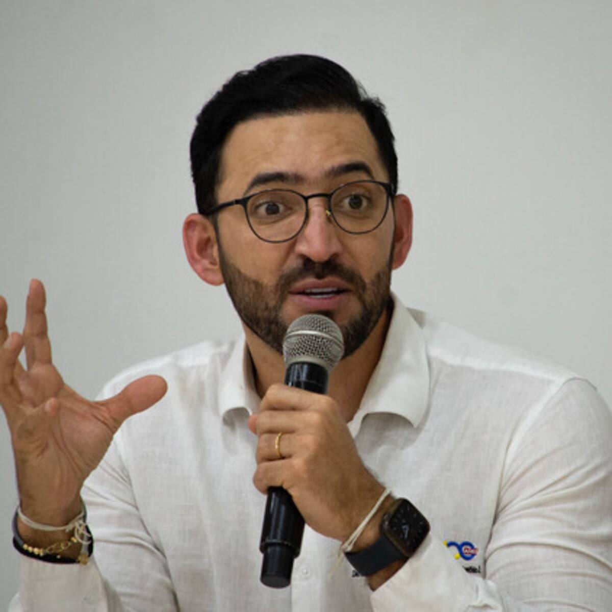 El ministro quiere desesperadamente cumplir algún interés con demanda a EPS: Contralor (e)