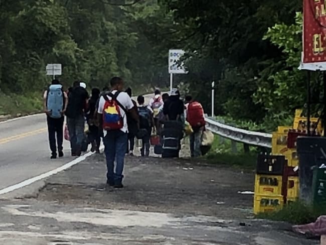 Migrantes en vía a Cúcuta Pamplona