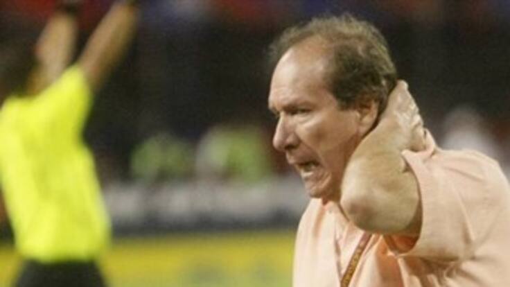 Germán Basílico González fue destituido de la dirección técnica del Real Cartagena