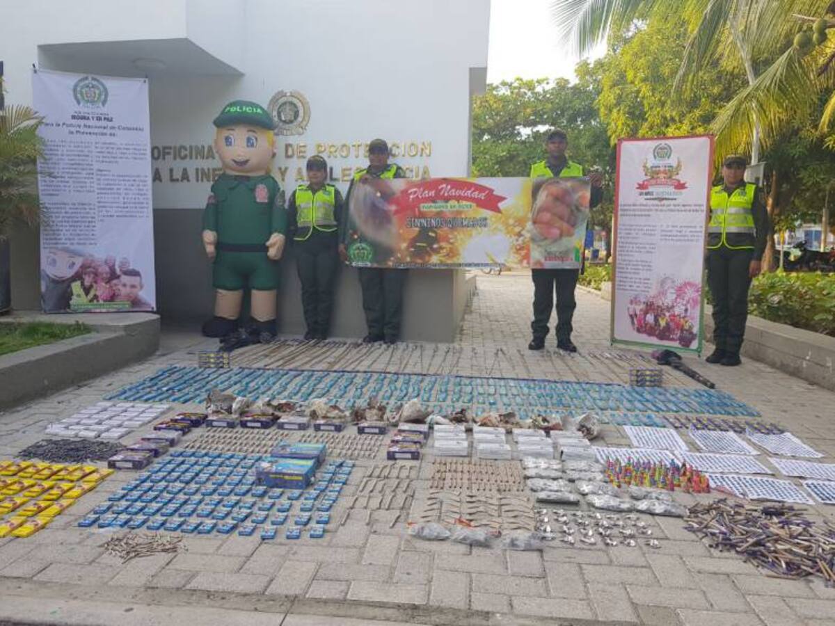 Incautan 250 mil unidades de pólvora en Barranquilla