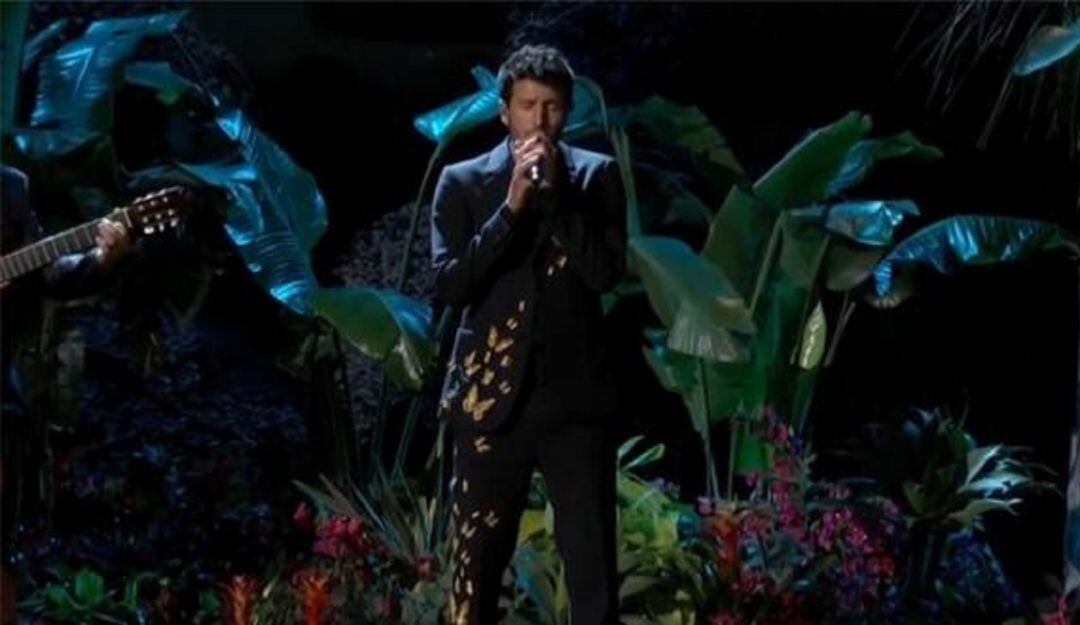 "Dos Oruguitas" llegó al mundo con la fabulosa interpretación de Yatra