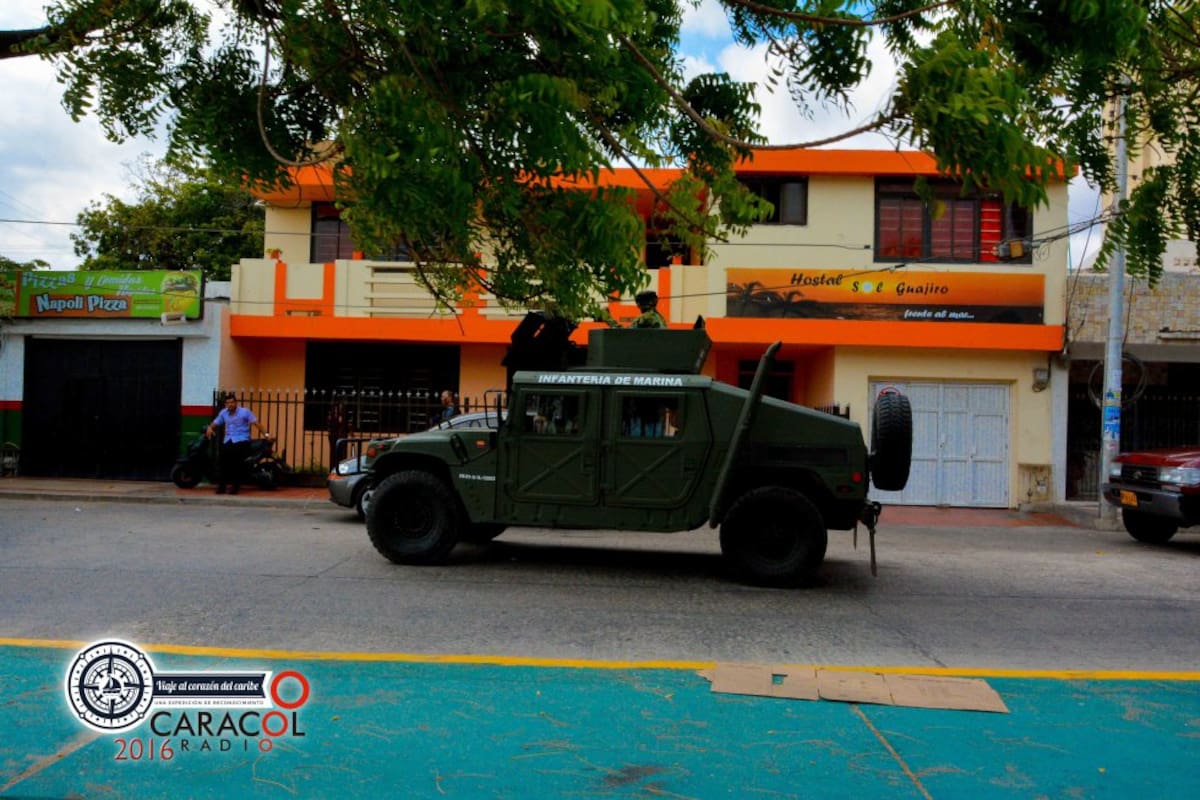 La Armada Nacional acompañ+o el viaje de Caracol Radio a La Guajira
