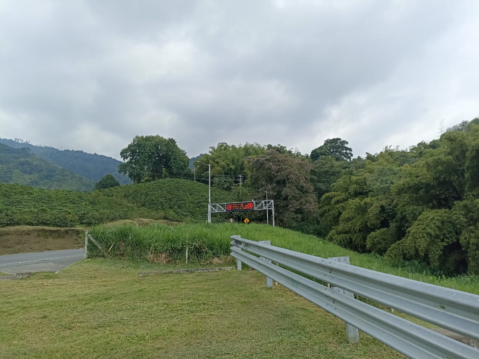 Hermosos paisajes del Quindío, sector de Versalles en Calarcá