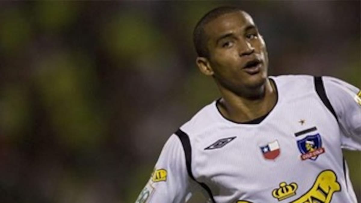 En duda la continuidad de Macnelly Torres en el Colo Colo de Chile