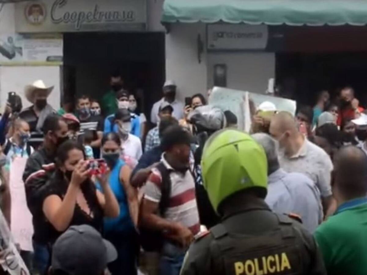 Pequeños mineros denuncian persecución militar en San Roque, Antioquia