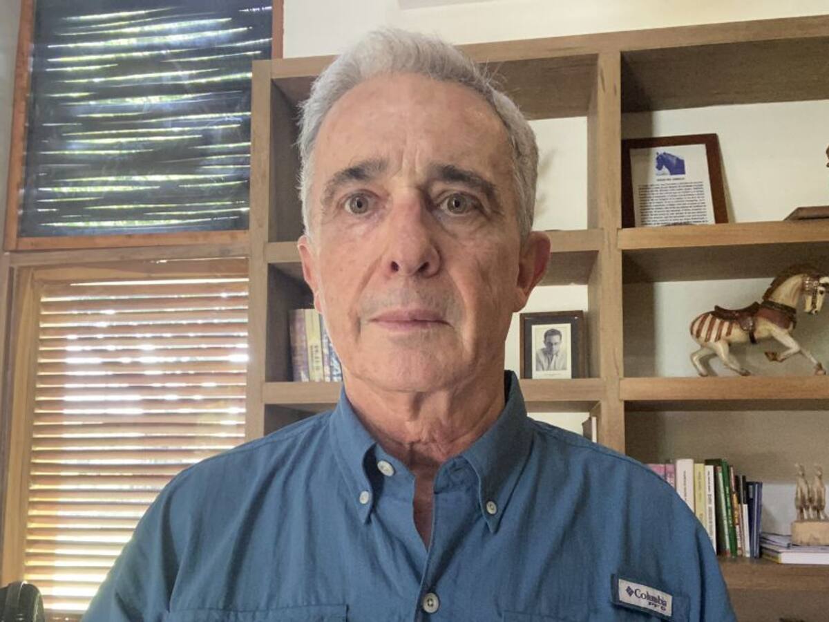 Corte reconoce a exesposa de Monsalve como víctima en caso Uribe