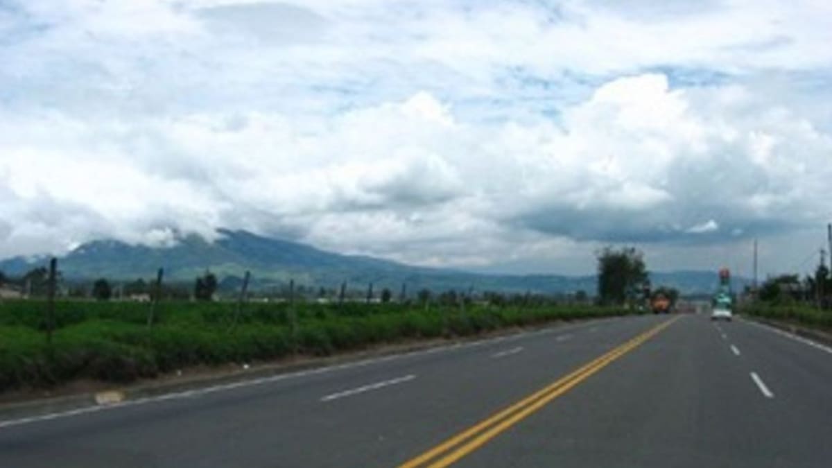 Realizan intervenciones en la vía panamericana entre Risaralda y Chocó