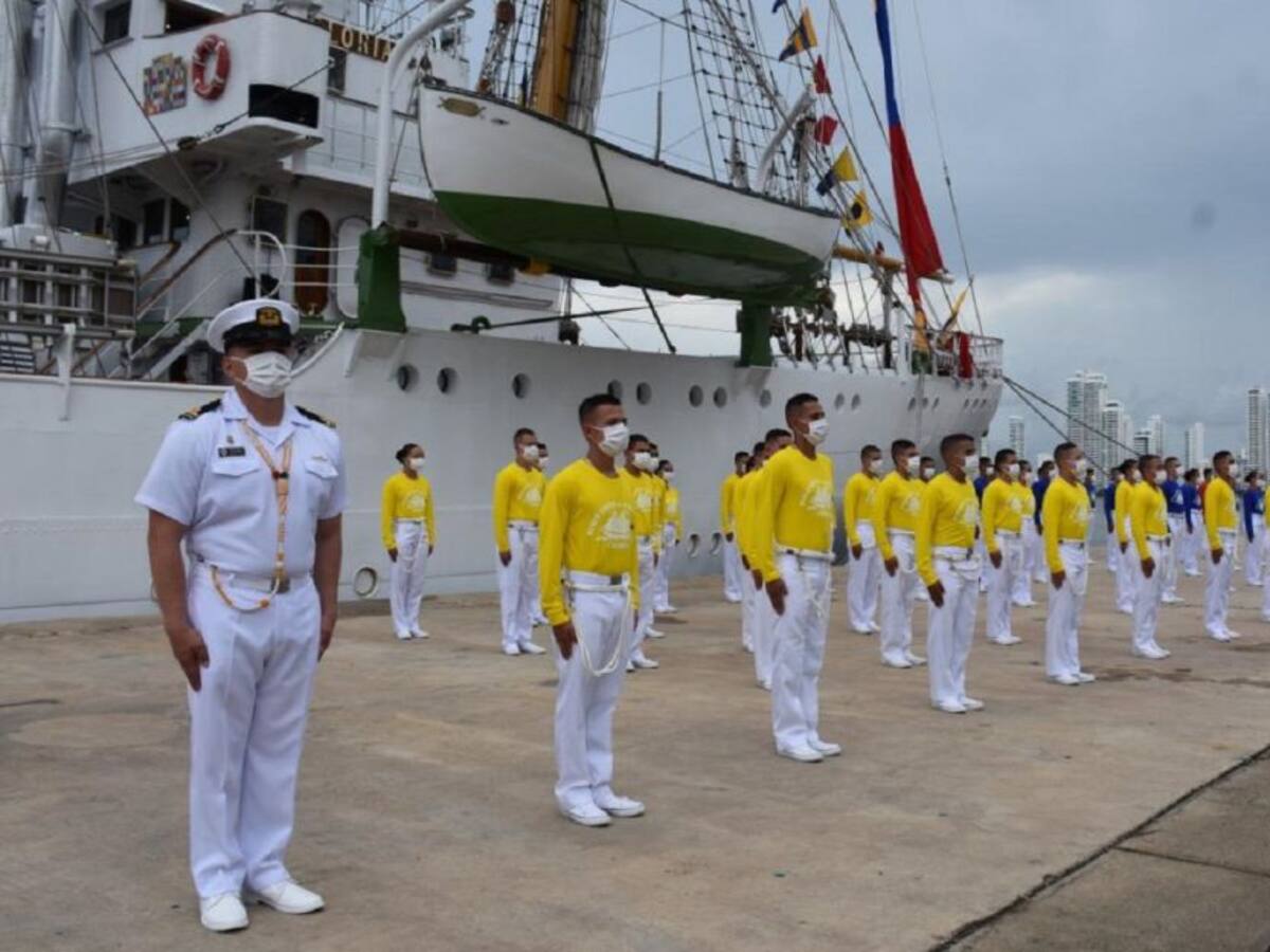 Buque ARC Gloria culmina entrenamiento en Cartagena