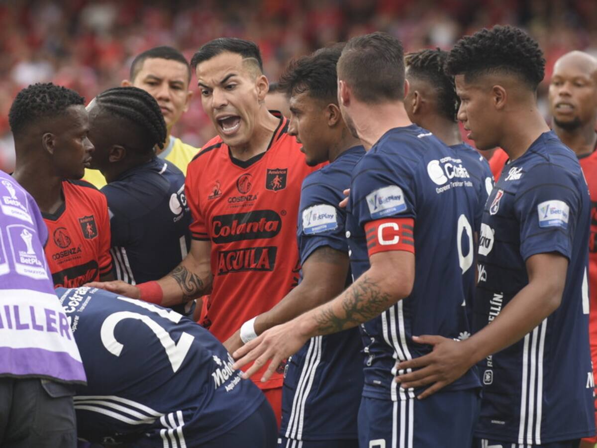Medellín aprovecha los errores infantiles del América y le quita su invicto en Liga