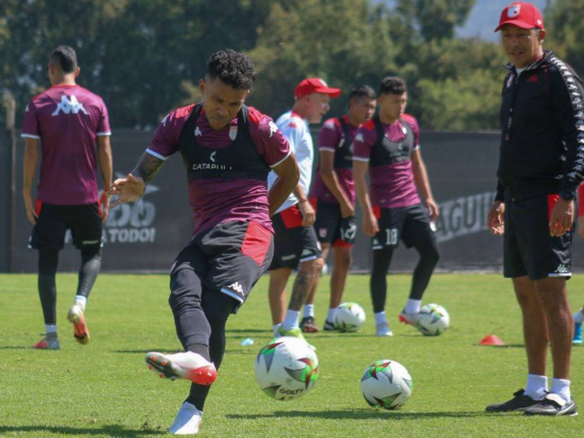 "Depende de los hinchas": Santa Fe no descarta fichar más jugadores