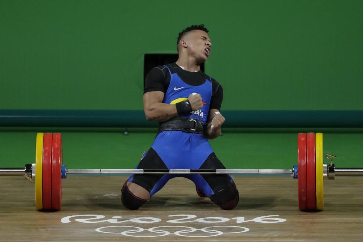En levantamiento de pesas Luis Mosquera termina cuarto en los 69 kg, y se lleva un nuevo diploma olímpico para la delegación colombiana.