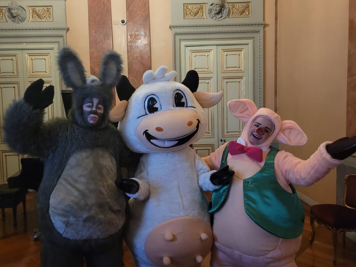La Vaca Lola y sus amigos se presentan en el Teatro Colón