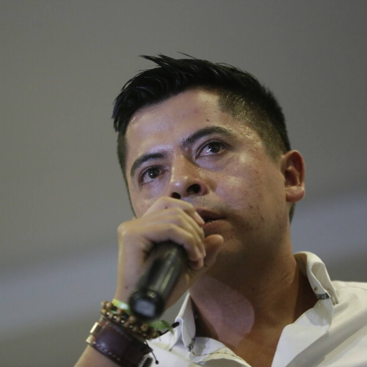 Ariel Ávila anuncia para el 16 de enero convocatoria de debate de emergencia económica en Congreso