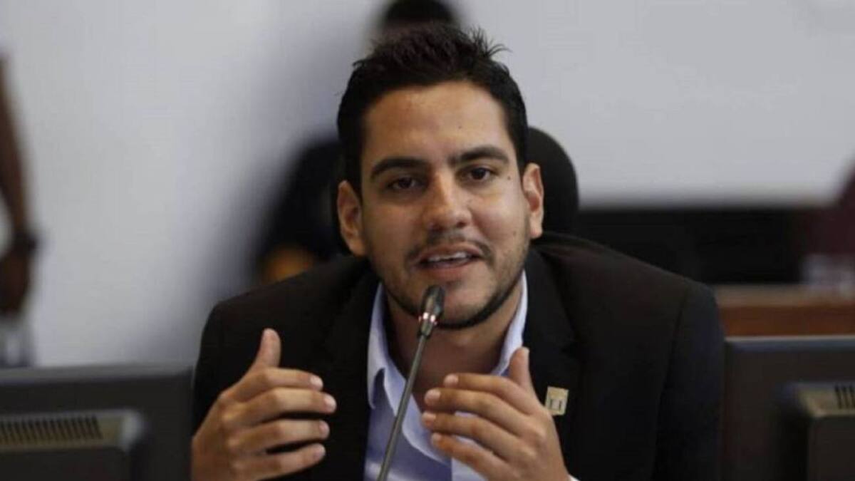 Fue un show mediático hecho por políticos: Senador Álex Flórez sobre auditoría de Alcaldía