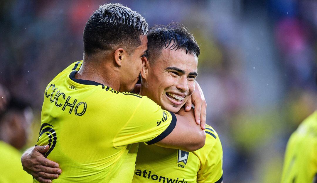 Juan Camilo 'Cucho' Hernández y el argentino Lucas Zelarayán