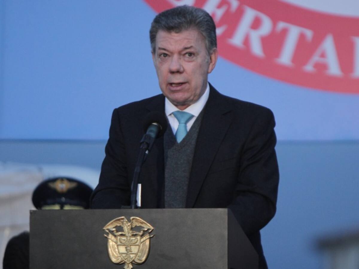 Santos pide acelerar restitución, hay 800.000 hectáreas en manos de los jueces