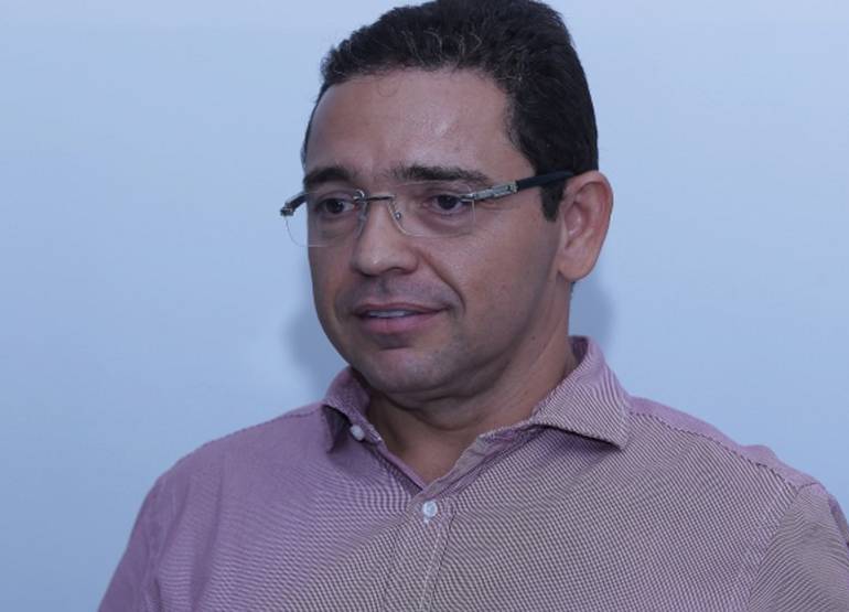 Rafael Martínez, alcalde de Santa Marta, suspendido por la Procuraduría. 