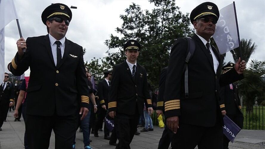 Reintegro de pilotos que se encontraban en huelga sigue en marcha. Foto: Colprensa