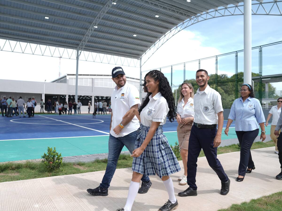 Gobernación de Bolívar entregó nuevo megacolegio en el municipio de Barranco de Loba