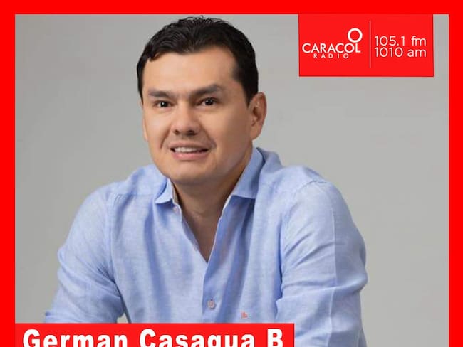 Desde su profesión se desempeñó como coordinador de redes e inspecciones de Alcanos de Colombia, fue ingeniero residente de obra y de proyectos en empresas constructoras.