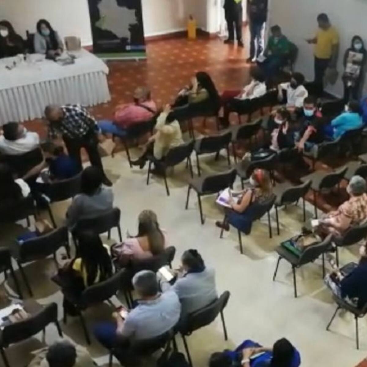 Fuerte altercado entre el Supersalud y ciudadanos en Popayán
