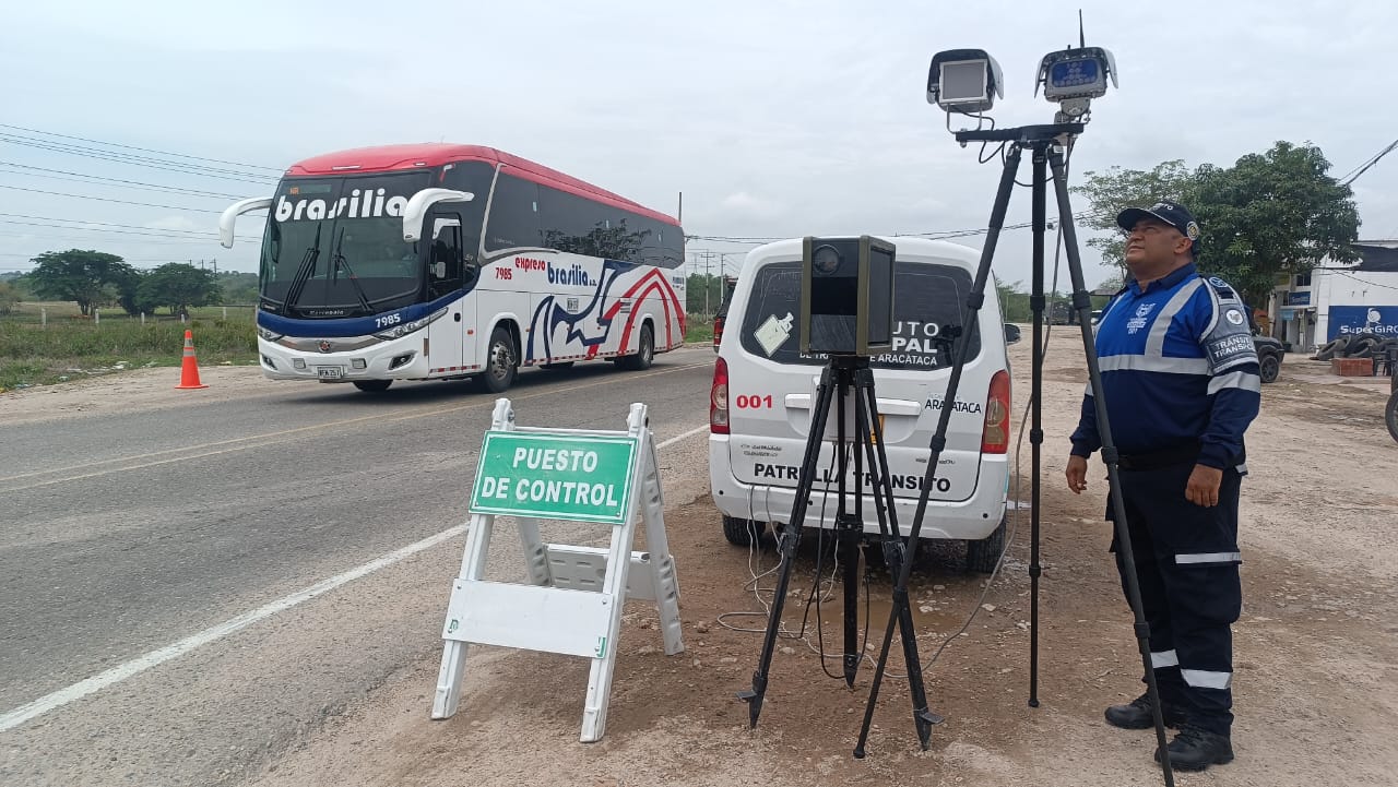 Puestos de control en Aracataca . Alcaldía municipal