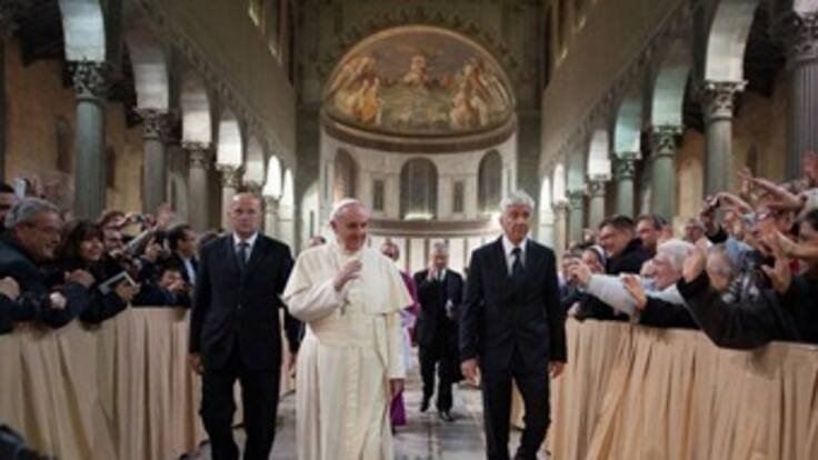 El papa envió un mensaje de reflexión en Año Nuevo