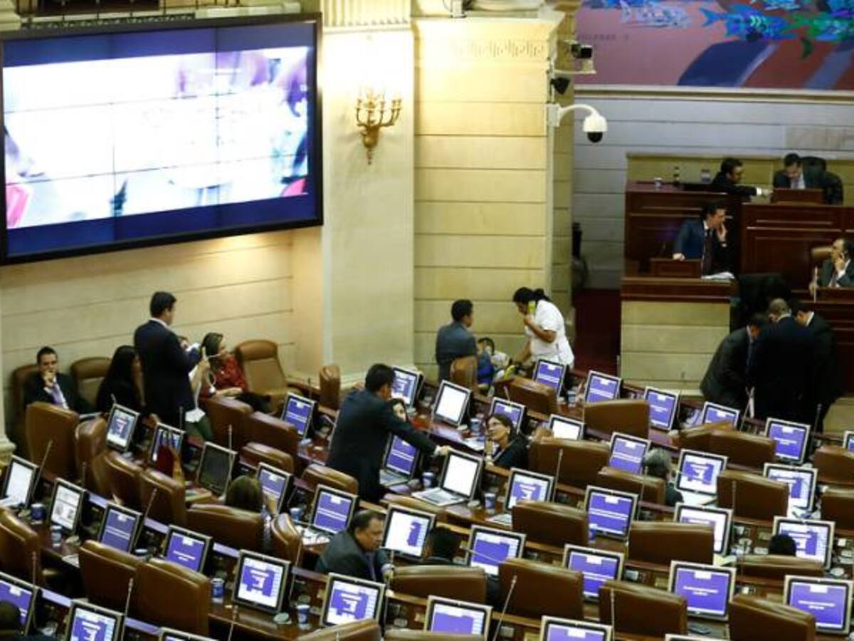 La pelea y las excusas por el ausentismo
