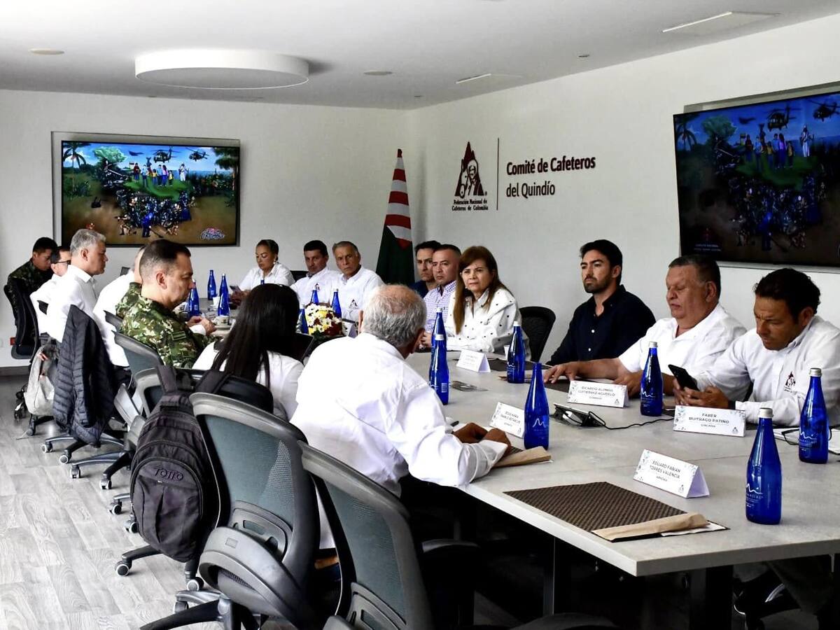 ¿Qué preocupa a ganaderos y cafeteros del Quindío en seguridad rural? El Ejército asumió compromisos