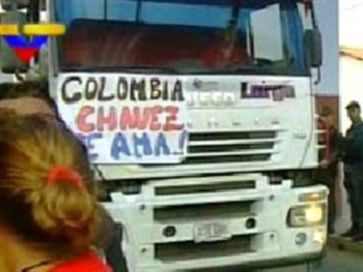 Después de un año y medio Venezuela restablece envío de combustibles a frontera colombiana