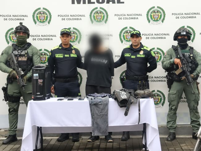 El hombre de 21 años fue detenido en medio de una diligencia de allanamiento realizada por las autoridades en el barrio Panamericano.