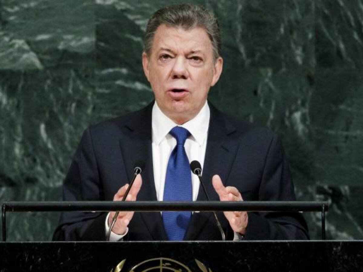 "Mientras haya consumo habrá oferta, y el consumo no se va a acabar": Santos